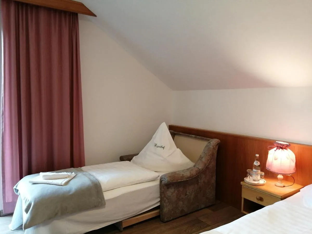 Hotel Lugerhof Weiding  2*, Weiding (Cham)